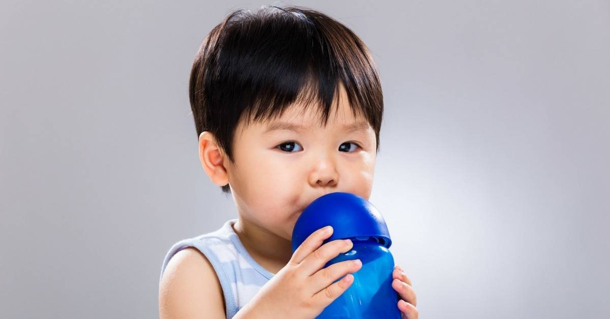 When Can You Give A Baby Water? Baby Led Weaning + Toddler Nutrition