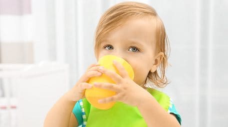 There are so many different concerns out there about milks for toddlers. From what the best milks for toddlers are to whether they even need a milk, what to do if you're still breastfeeding your toddler, and the best non dairy milk options, I'm going into depth about it all. The best toddler milk doesn't need to be confusing!